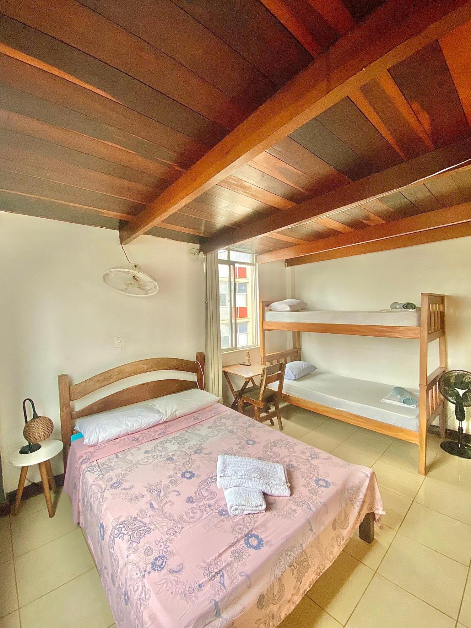 Casamarelo Hostel Салвадор Екстериор снимка