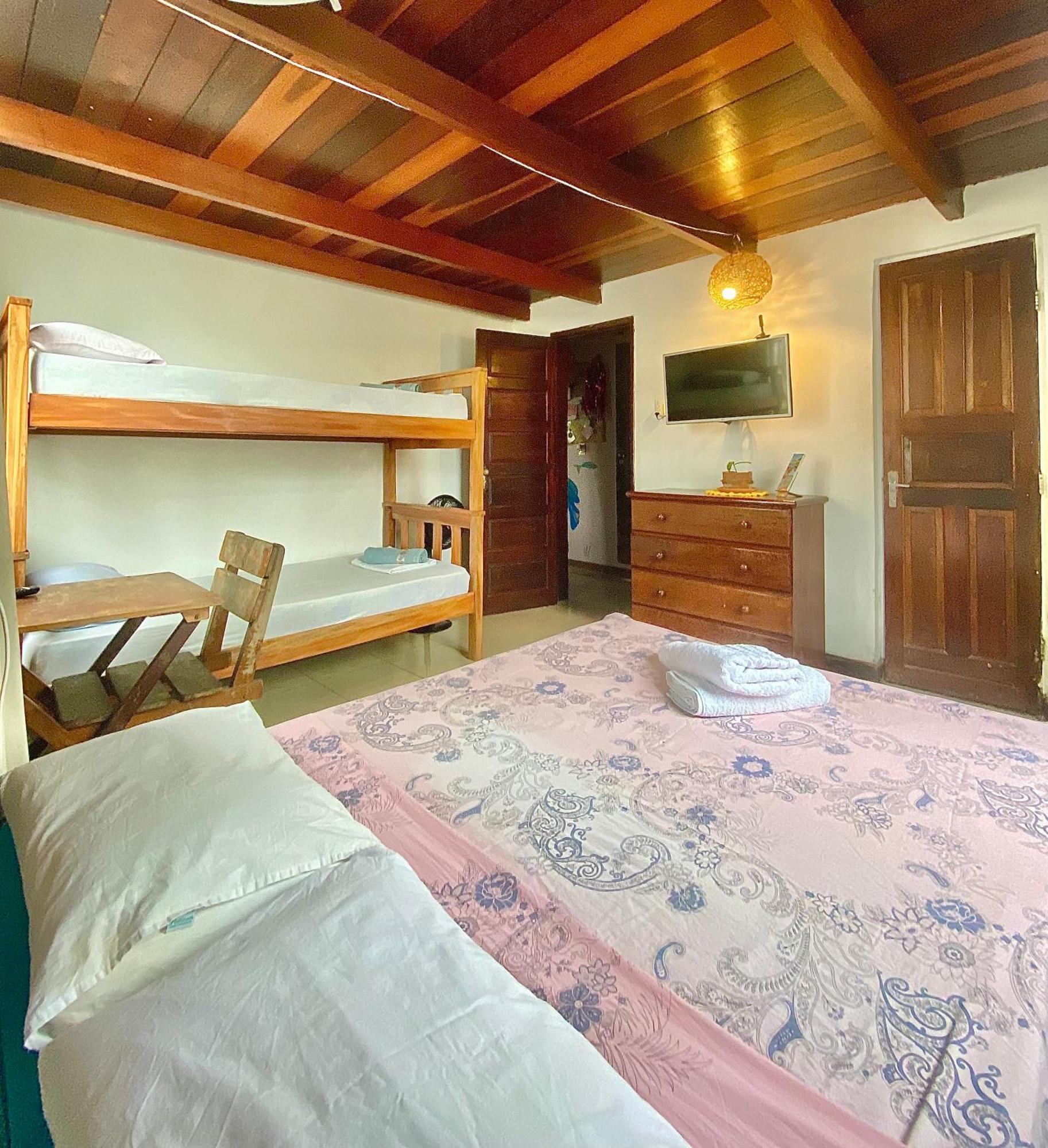 Casamarelo Hostel Салвадор Екстериор снимка