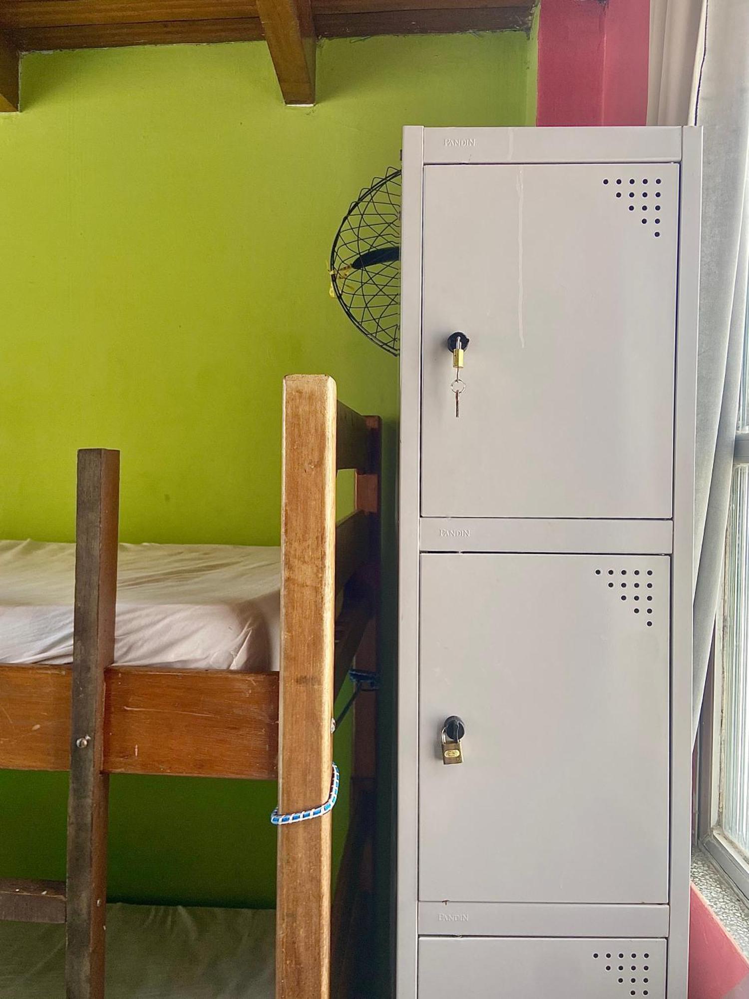 Casamarelo Hostel Салвадор Екстериор снимка