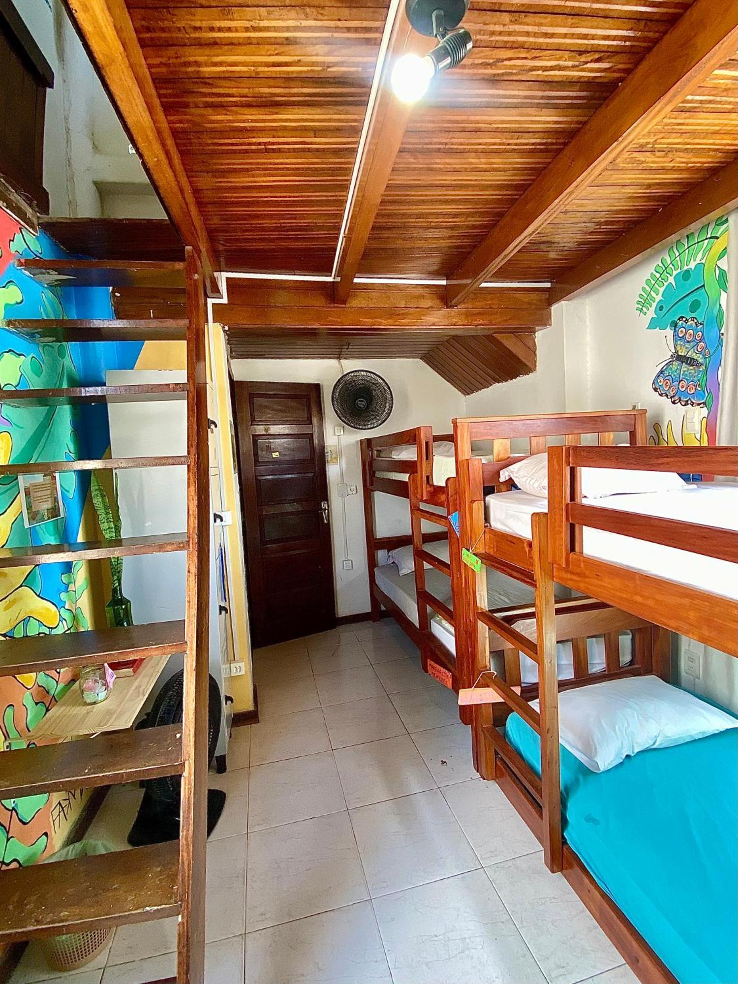 Casamarelo Hostel Салвадор Екстериор снимка