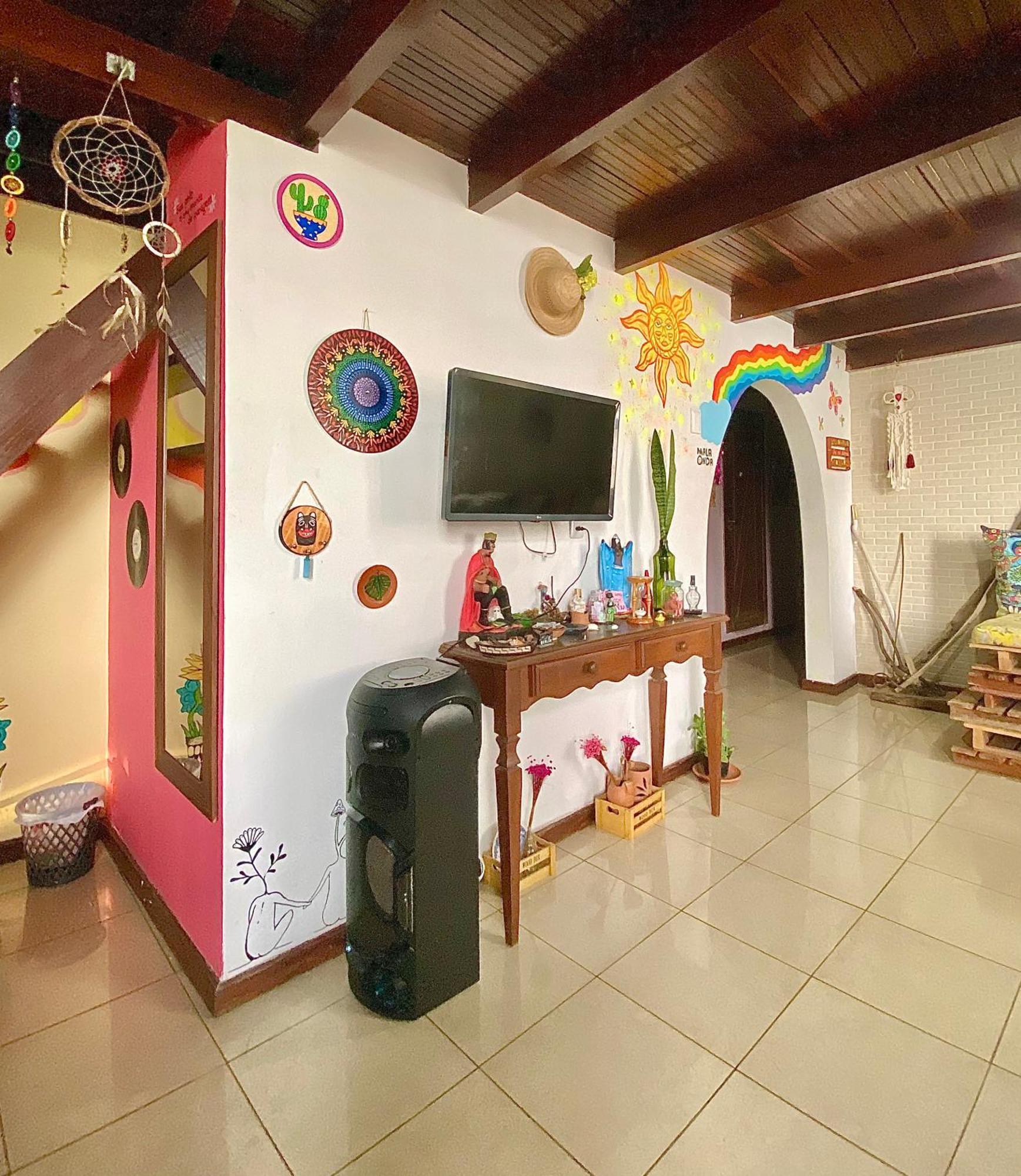 Casamarelo Hostel Салвадор Екстериор снимка